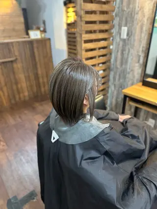 ショート カラー Luzir⭐︎ GEN⭐︎のヘアスタイル