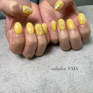 ネイル ネイルサロン《シア》 市木 佑実のネイルデザイン