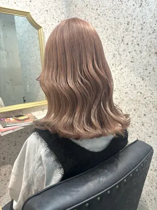 セミロング カラー SHOTO ハイトー ン/ブロンドカラーのヘアスタイル