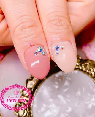 ネイル CROWN プライベートサロンのネイルデザイン