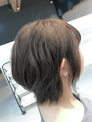 ショート カラー 加藤 憂のヘアスタイル