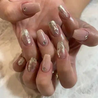 ネイル yuri 🌈のネイルデザイン