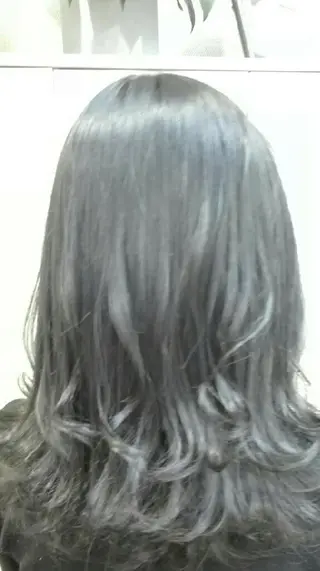 ミディアム カラー パーマ ヘアアレンジ メンズ マツエク・マツパ キッズ ネイル MEGUMI megumiのヘアスタイル