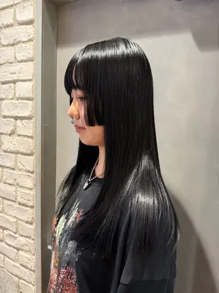 セミロング 🩰 柔らかいカラー tomomi🌛のヘアスタイル