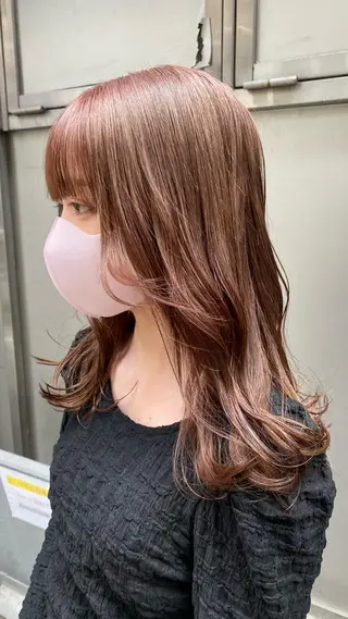 セミロング カラー 𝑺𝒂𝒌𝒊 🩶マンツーマン施術のヘアスタイル