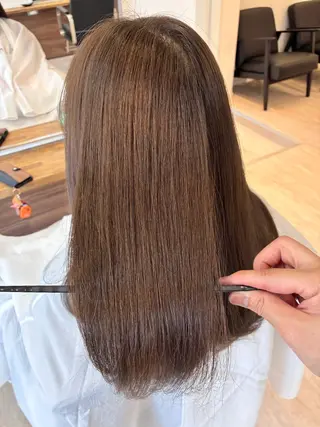 セミロング カラー 池袋髪質改善Tone byCharaのヘアスタイル