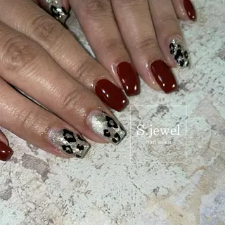 ネイル S. JEWELのネイルデザイン
