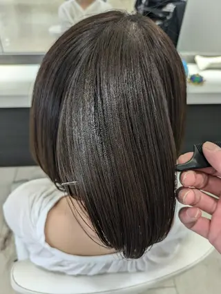 ショート カラー ✨METEO導入店✨ 髪質改善×縮毛矯正のヘアスタイル
