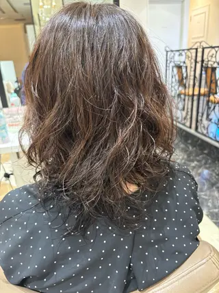 ミディアム パーマ 髪質改善特化 赤塚雄輝のヘアスタイル