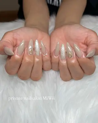 ネイル 𝐧𝐚𝐢𝐥 𝐌𝐢𝐖𝐢𝐢のネイルデザイン