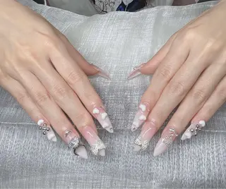 ネイル Lee Nailsのネイルデザイン