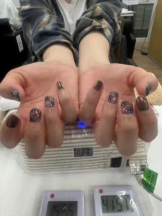 ネイル 漆原 美咲のネイルデザイン