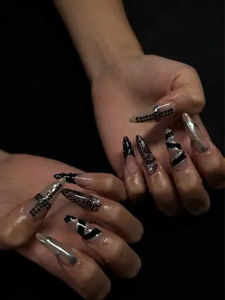 ネイル 梅澤 杏のネイルデザイン