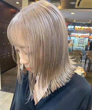 ミディアム カラー パーマ ヘアアレンジ メンズ ネイル mana 暖色カラーカットのヘアスタイル