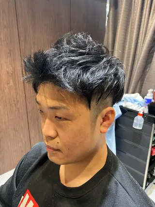 ショート パーマ 小野 大輔のヘアスタイル