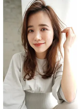 ミディアム MIKU ☺︎のヘアスタイル