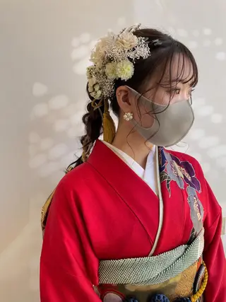 セミロング ヘアアレンジ ヘアメイク new meのヘアスタイル