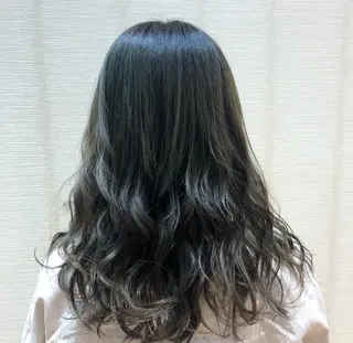 セミロング Yui ユイのヘアスタイル