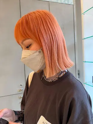 カラー D'na ディーナのヘアスタイル