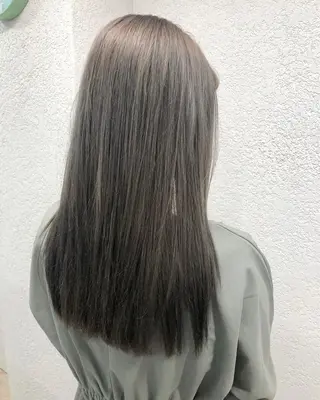 ロング カラー 槙川 郁弥のヘアスタイル