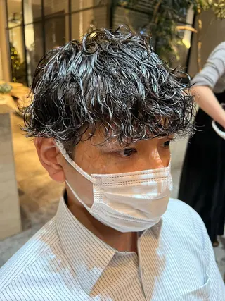 ショート パーマ メンズ 波巻きスパイラルパー マ/シャドウパーマ駿のヘアスタイル