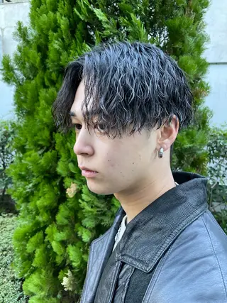 ショート カラー パーマ ヘアアレンジ メンズ 亀井隆汰/メンズ専門 パーマ特化美容師のヘアスタイル