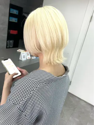 ショート 艶髪ハイトーンカラー ☆MASAのヘアスタイル