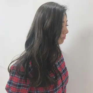 ロング カラー 馴染ませNo.1🧃 エクステ・アレンジのヘアスタイル
