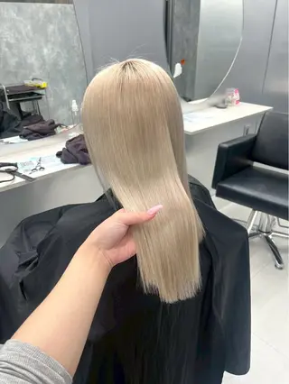 カラー 🦋ハイトーン×ア レンジ💫Leenaのヘアスタイル