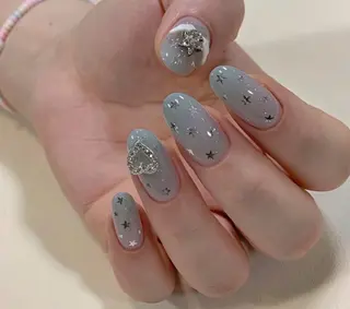 ネイル Raveil nail所属・宮本 凛のネイルデザイン