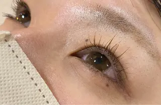 マツエク・マツパ Labless梅田 MINAHO🐶のヘアスタイル