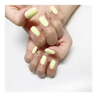 ネイル Toujours / nijinaのネイルデザイン