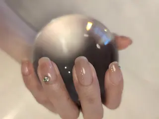 ネイル ヌーディジュエリー ネイルサロンのネイルデザイン