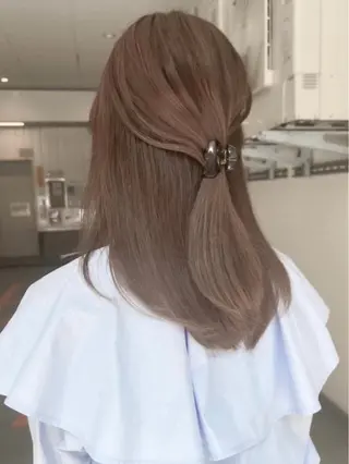 セミロング カラー Hana / knackのヘアスタイル