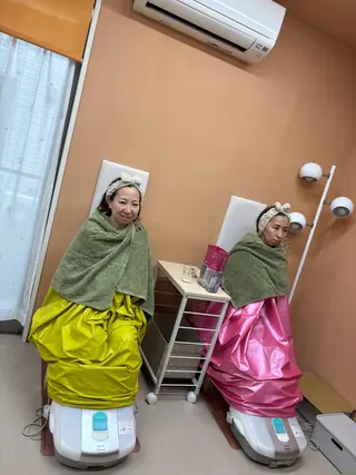 おかま直伝よもぎ蒸し サンワ・AloAloのエステ・リラクイメージ