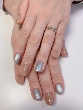 ネイル 韓 玲のネイルデザイン