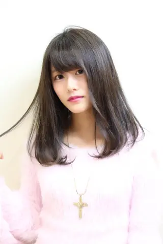 セミロング カラー パーマ 及川 翔のヘアスタイル