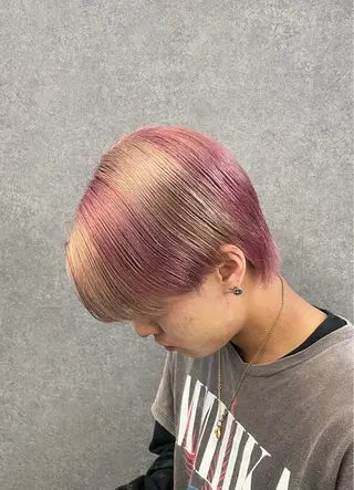 カラー カマタ ハルキのヘアスタイル