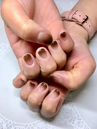 ネイル 新宿ネイルサロン ジェミディローサのネイルデザイン