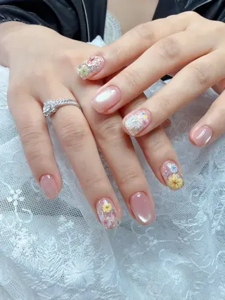 ネイル FuFu.Nail 2️⃣番のネイルデザイン
