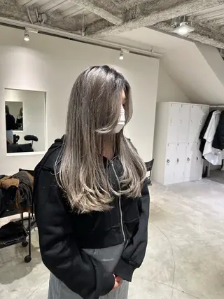 ロング カラー mario所属・松岡 陸弥のヘアスタイル