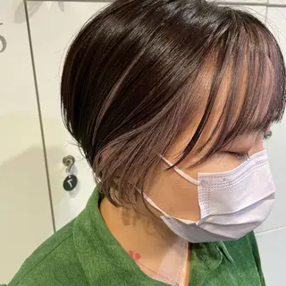 ショート カラー 小川 舜人のヘアスタイル