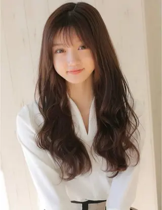 パーマ 白井 音羽のヘアスタイル