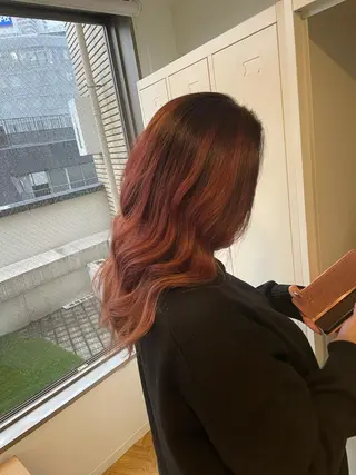 ロング ハイトーン髪質改善 家中貴典のヘアスタイル