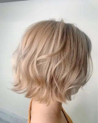 ショート カラー 櫛部洸貴/ 頭皮改善、髪質改善のヘアスタイル