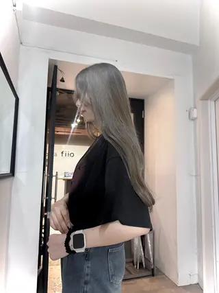 カラー 西垣 沙也加のヘアスタイル