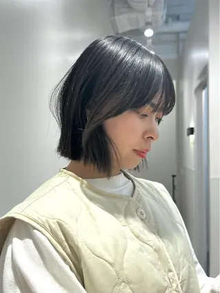 ショート カラー パーマ ヘアアレンジ メンズ 切りっぱなしヘアボブ ミディアムヘアRYOのヘアスタイル