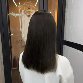 セミロング あい あやみのヘアスタイル
