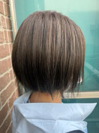 ミディアム カラー パーマ ヘアアレンジ メンズ キッズ ネイル マツエク・マツパ アイブロウ 久木原 ゆりのヘアスタイル