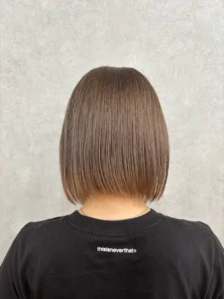 ミディアム 若月 七海のヘアスタイル